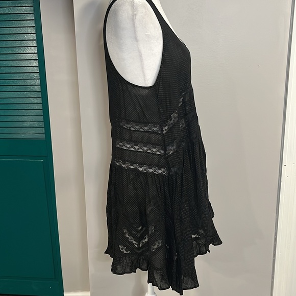 **SOLD** Free People Voile and Lace Trapeze Slip in all black - S - Picture 13 of 17